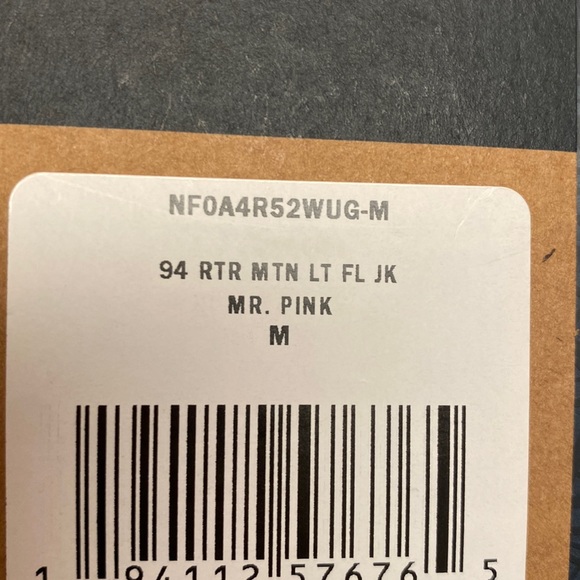 The North Face 94 Retro Mountain Light Jacket in Mr. Pink. - Picture 5 of 10